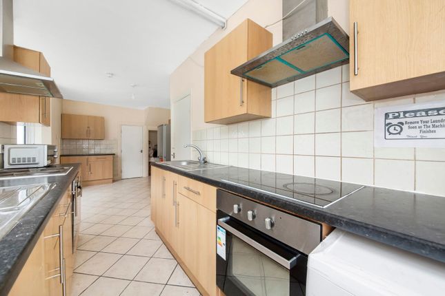 Terraced house for sale in Ivydale Road, London