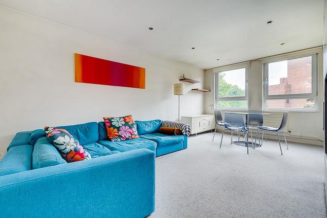 Flat to rent in Lily Close, St Paul's Court