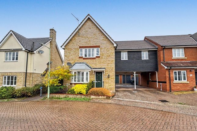 3-bed detached on Linnet Drive, Stowmarket, £325,000
