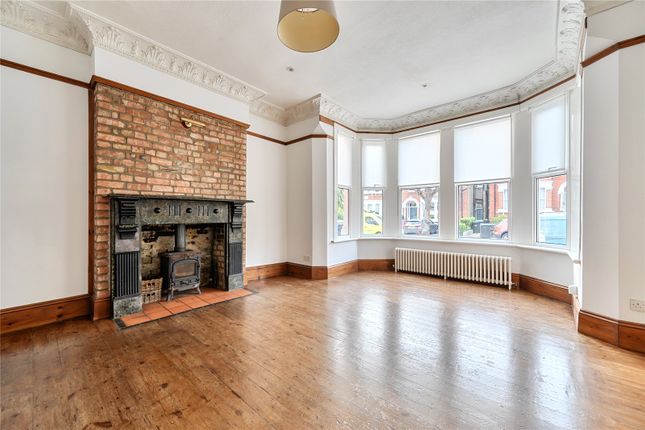 74, Derwent Road, London photo 2