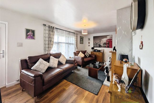 3, Calvary Crescent, Stoke On Trent photo 2