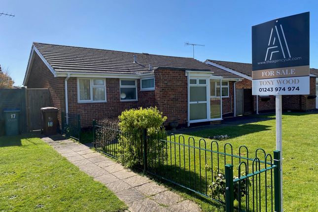 Thumbnail Bungalow for sale in Uppark Way, Felpham