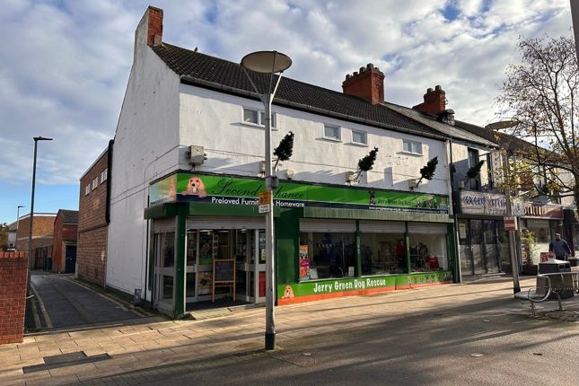 Retail premises to let in Ravendale Street North, Scunthorpe, North Lincolnshire