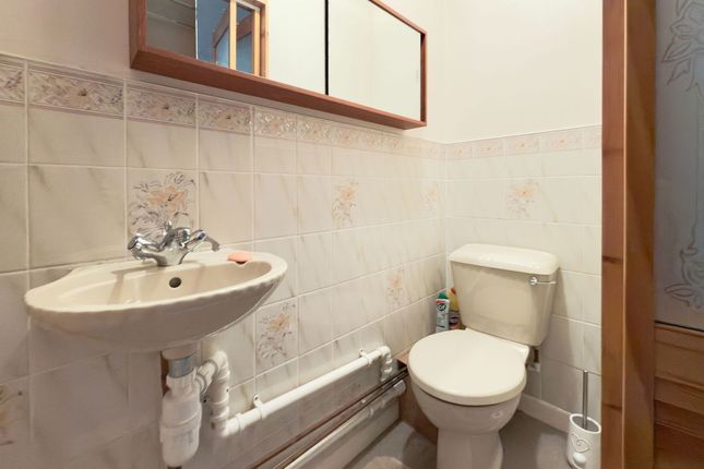 19, Southerndown Avenue, Swansea photo 4