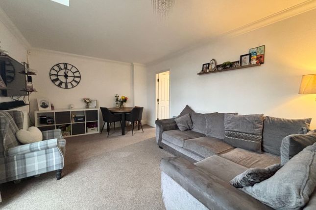 12 Chandlers Row, Manchester photo 4