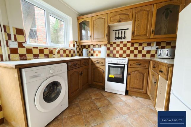 23, Perthygleision, Merthyr Tydfil photo 4