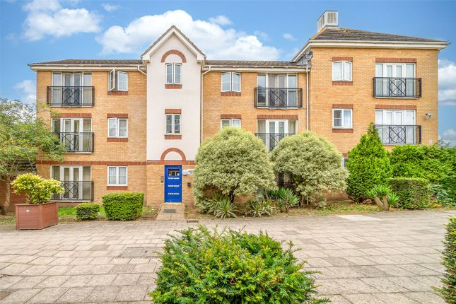 1-bed flat on 2, Longmarsh Lane, London, £210,000