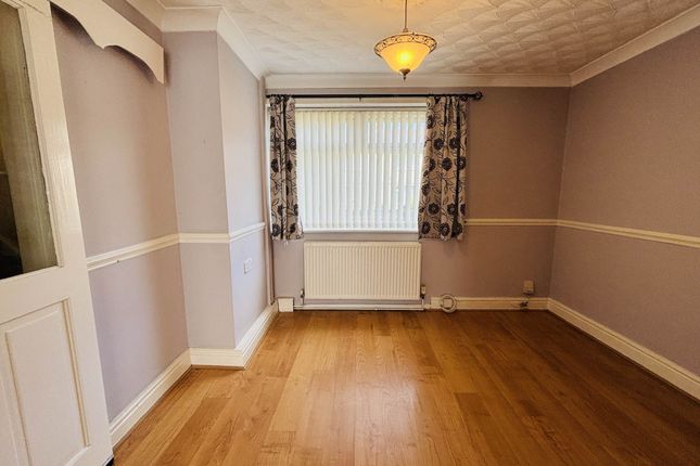8, Fairthorn Walk, Liverpool photo 3