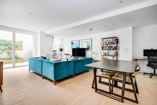 Thumbnail Flat for sale in The Avenue, Queens Park