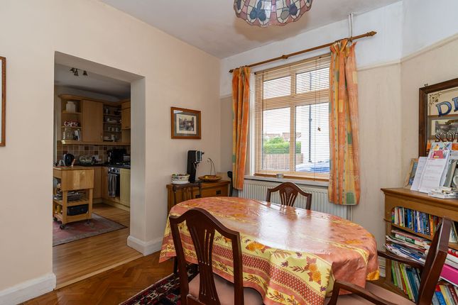 105, Westbourne Road, Penarth photo 4