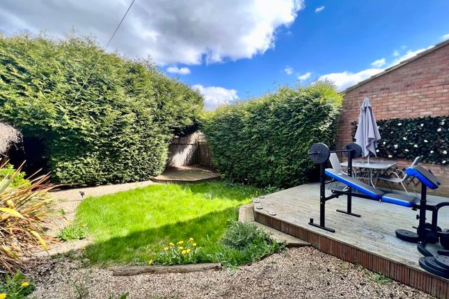Sundon Park Road, Luton LU3, 3 bedroom semi-detached house for sale ...