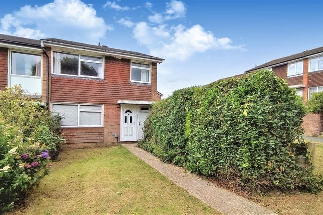 End terrace house to rent in Eton Place, Farnham