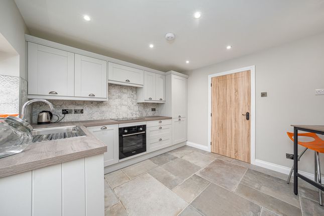 43, Drinkhouse Road, Leyland photo 4