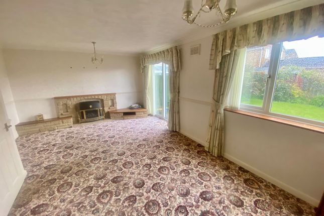 7, Galloway Close, Barwell photo 4