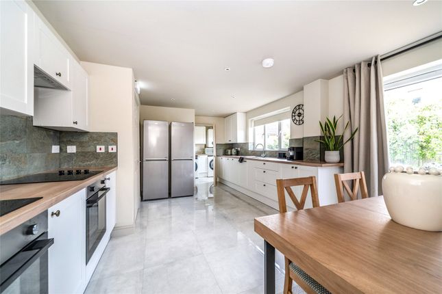 Room 4, 40, Croyland Drive, Bedford photo 5
