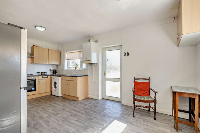 21, Elsby Place, Stoke-on-Trent photo 4