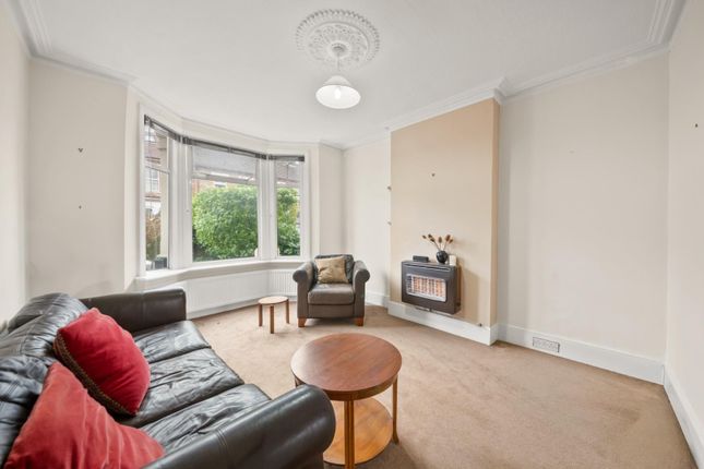 10, Endsleigh Road, Southall photo 2