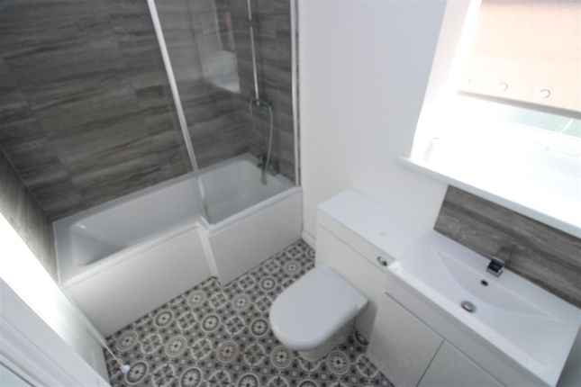 29, Gilfach Street, Bargoed photo 3