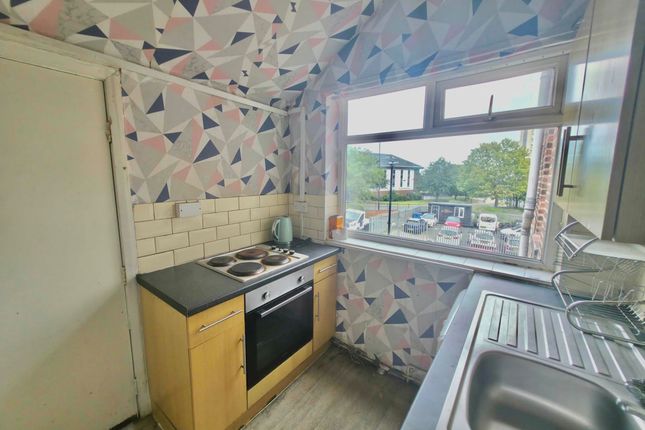24 Hudson Road, Sunderland photo 2