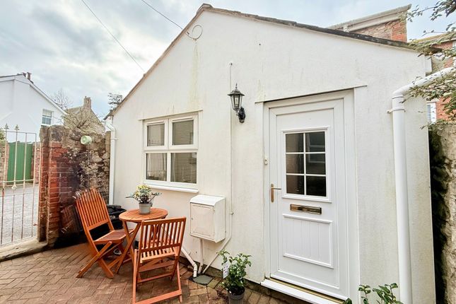 1-bed house on The Cottage (rear of nine), Babbacombe Road, Torquay, £175,000