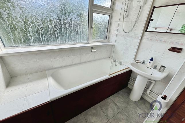 29, Whitehall Drive, Dudley photo 5
