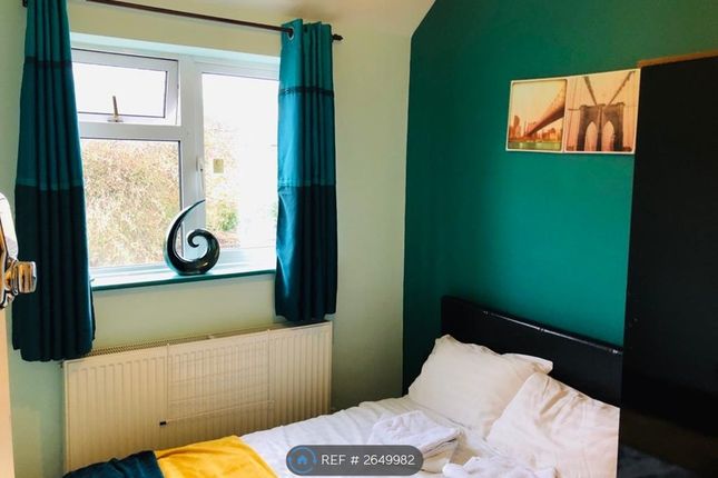 Room 3 - Available On 7th December (£600)