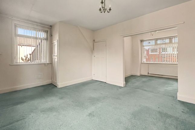 27 Ludlow Avenue, Manchester photo 2