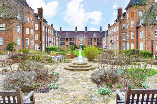 Flat for sale - Heathcroft, London NW11