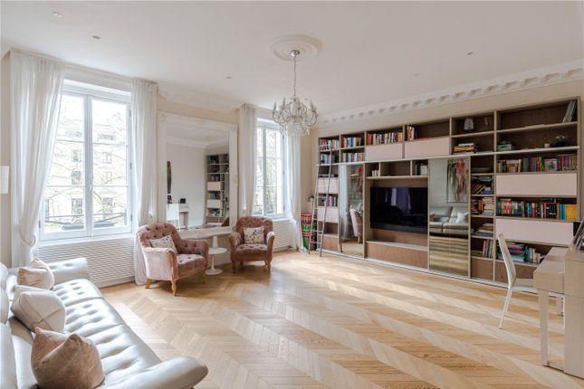 Flat for sale in Westbourne Terrace, Bayswater