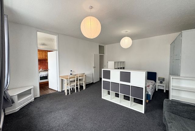 Flat 7, 59, High Street Topsham Devon, Topsham photo 5