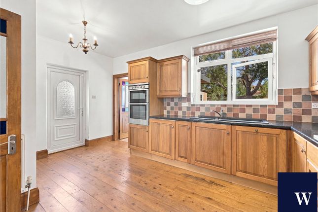 8, West Avenue, West Finchley photo 4