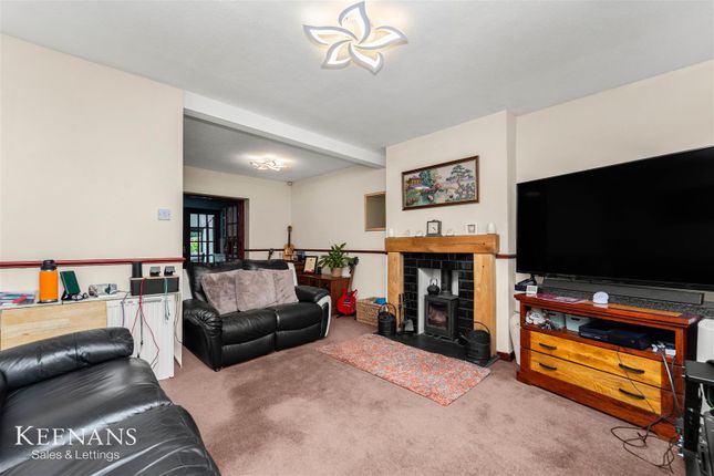 65, Brook Drive, Tyldesley photo 2