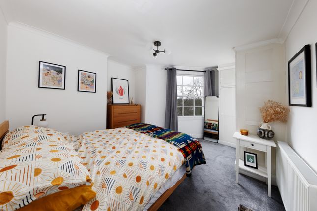 Flat for sale in Portland Place West, Leamington Spa