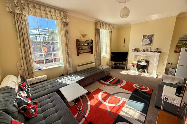 7, William House Court, Westbury photo 2
