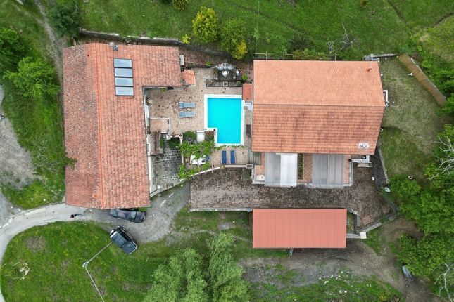 Farmhouse for sale in Vezzano Ligure, Vezzano Ligure, La Spezia, Liguria, Italy