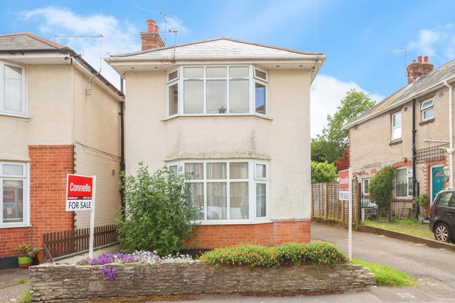 Thumbnail Flat for sale in Portland Road, Winton, Bournemouth