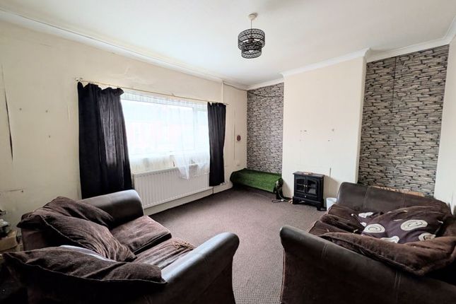 98, Farebrother Street, Grimsby photo 3
