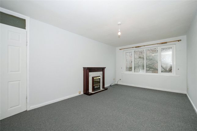 65, Hoyle Court Drive, Shipley photo 2