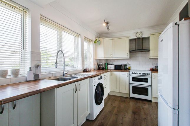 End terrace house for sale in Portland Road, Newmarket