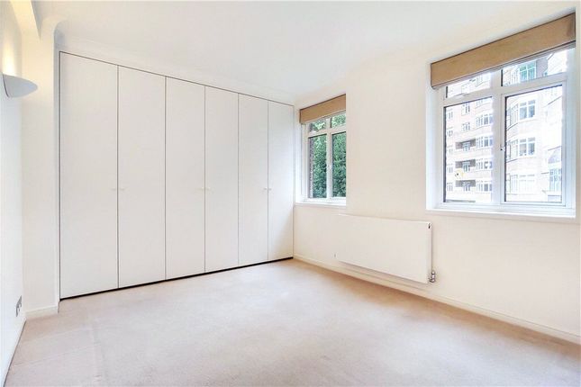 Thumbnail Flat to rent in Onslow Crescent, South Kensington