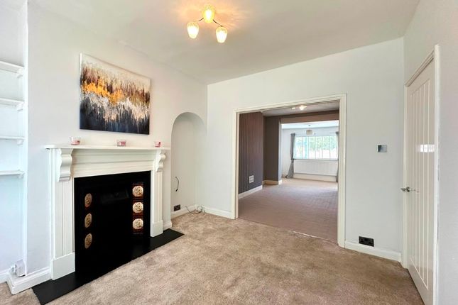 360 Uppingham Road, Leicester photo 4