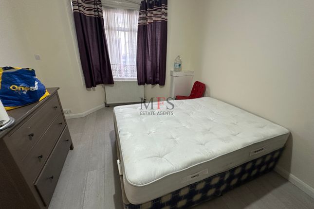 46, Hartington Road, Southall photo 2
