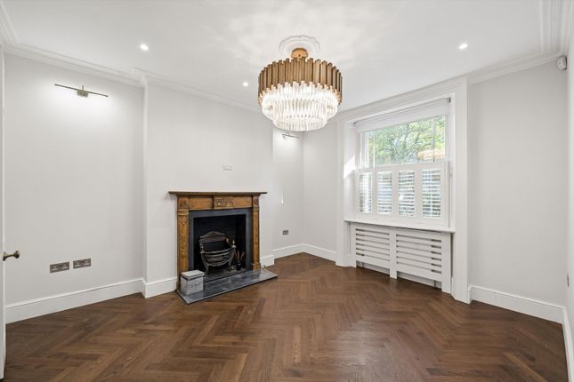 6, Brompton Square, London photo 2