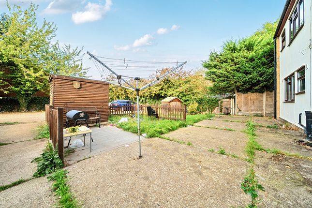 9, Stanley Close, Kent photo 3