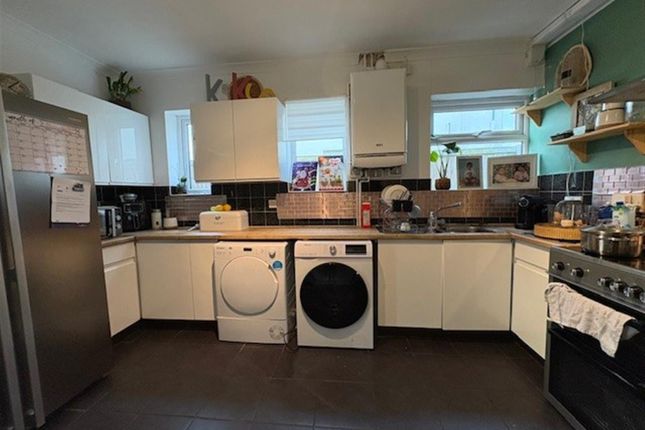 15, Rubens Road, Ipswich photo 3