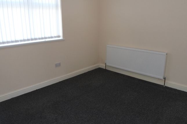 288, Keldregate Deighton, Huddersfield photo 4