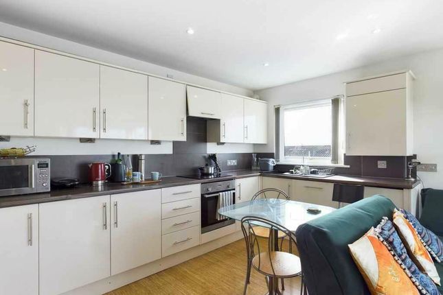 Flat 4, Montpelier House, 27a, Keymer Avenue, Peacehaven photo 2