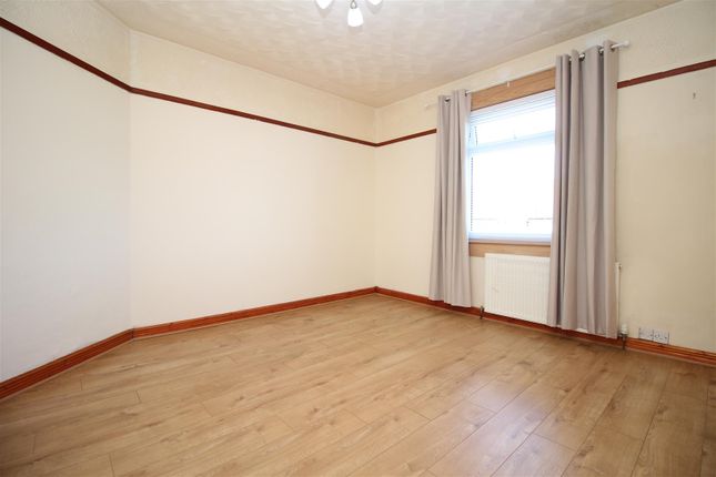 35, Empire Street, Whitburn photo 4