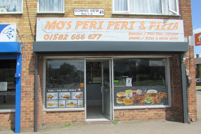 Retail premises to let in Mayfield Road, Dunstable, Bedfordshire