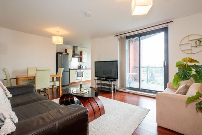 Flat to rent in Blantyre Street, Manchester